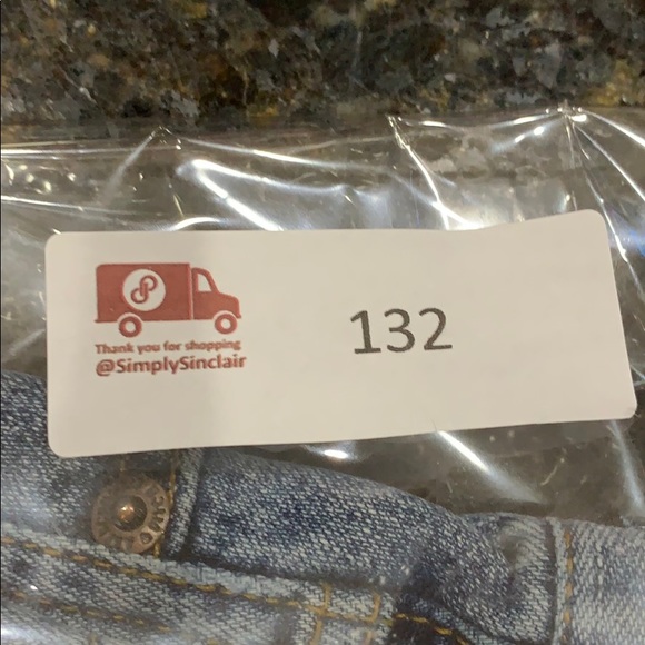 🎃 Abercrombie and Fitch mini Jean skirt frayed - Picture 8 of 8